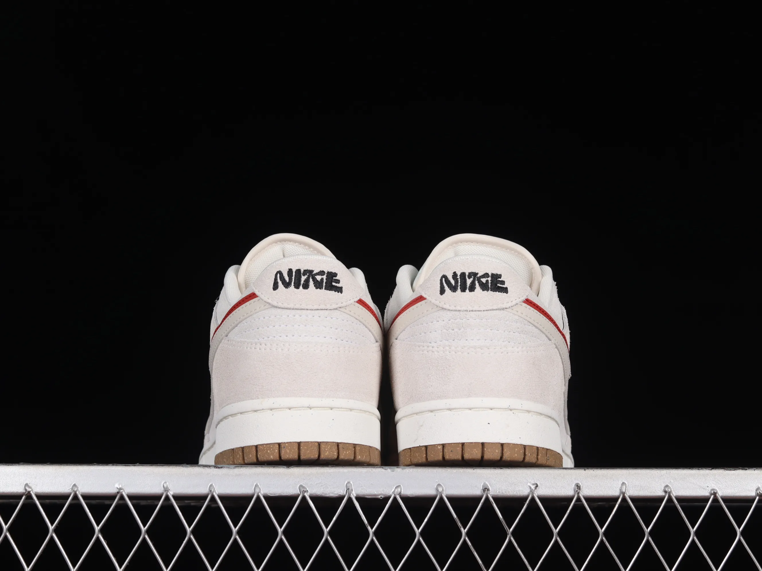 All Categories Nk SB Dunk Series Nk SB Dunk Low Low-top sneakers Foreign trade version Nk SB Dunk Low "85" Gray and red double hook SB low-top sports and leisure sneakers DO9457-100